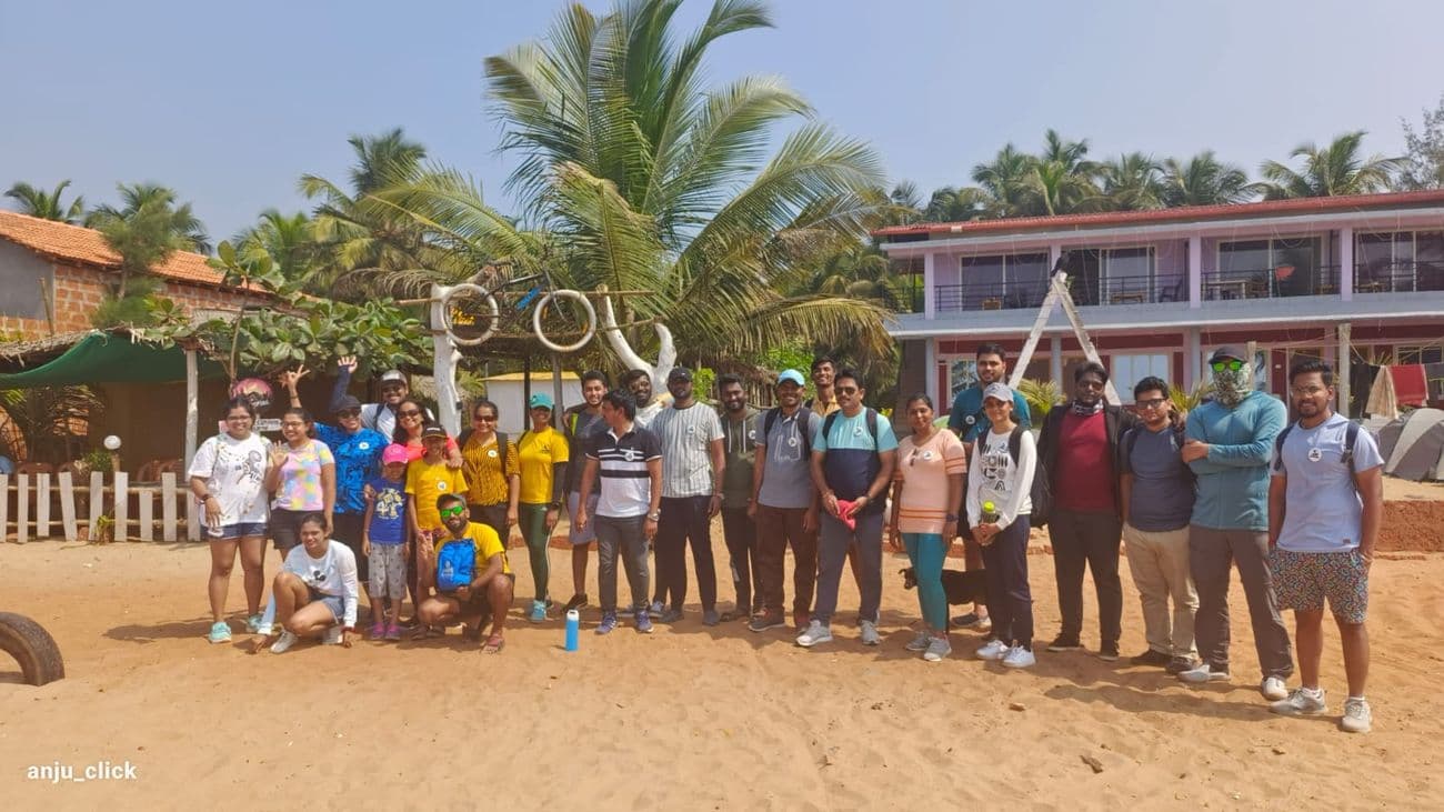 Gokarna Beach Trek, Camping, Murudeshwar Temple and Honnavar Backwaters (2D 1N)