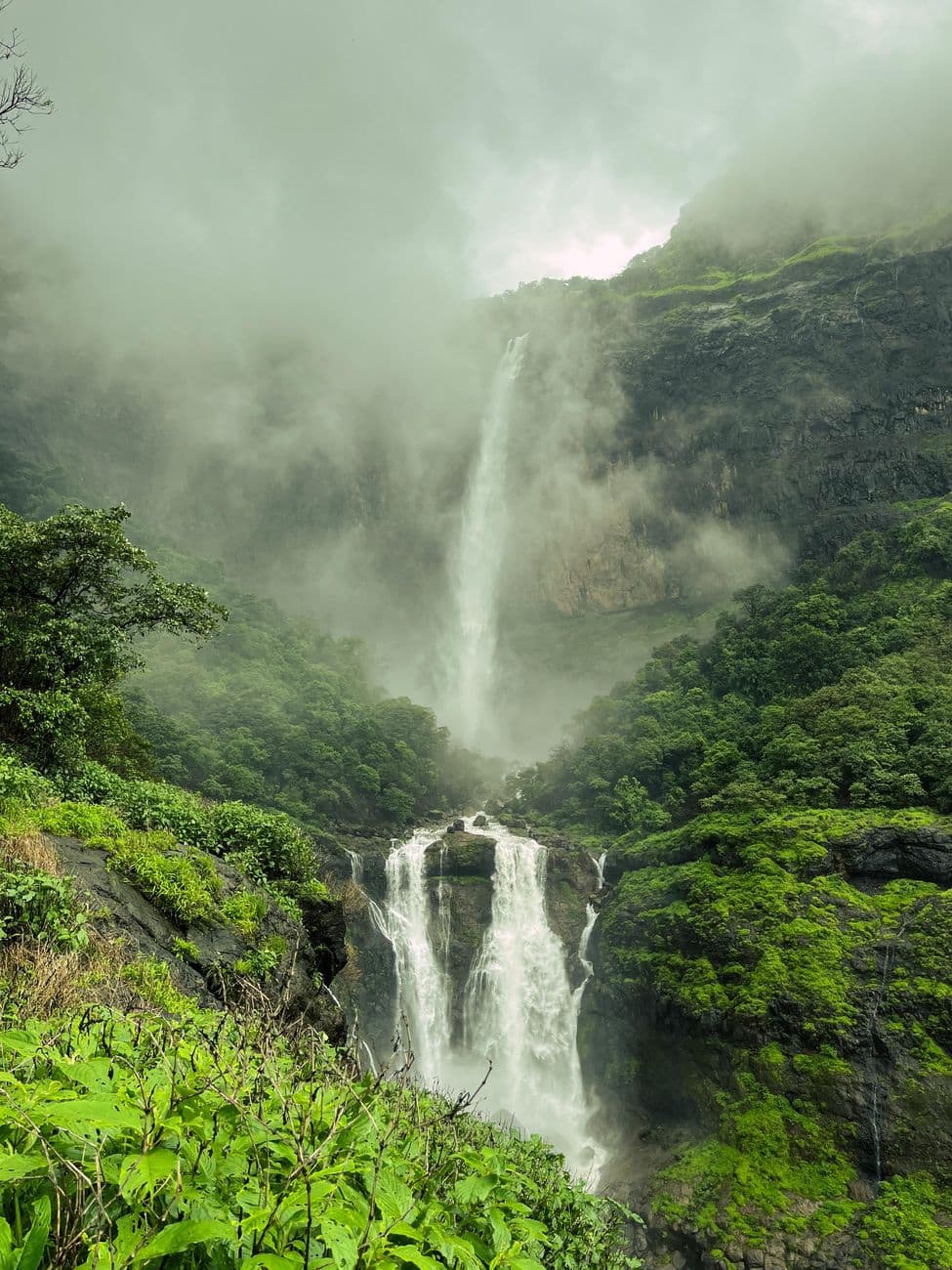 Nanemachi Waterfall + Saatsada Waterfal Trek
